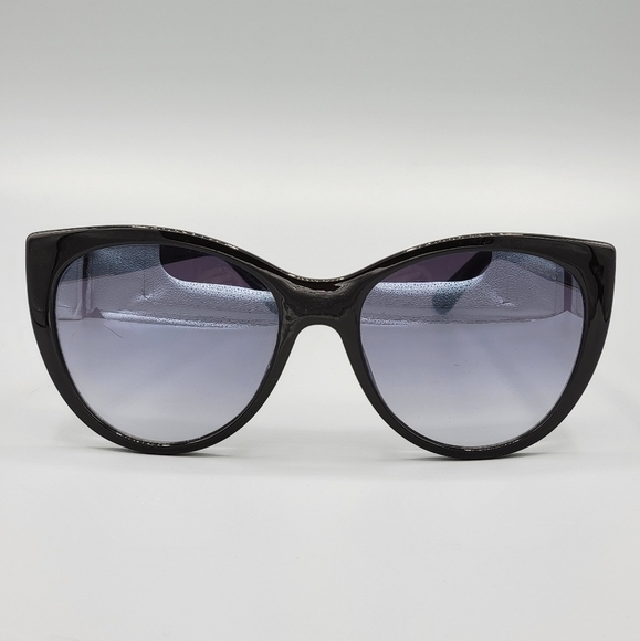 Guess 6069 Cat-Eye Black Sunglasses - Picture 3 of 15